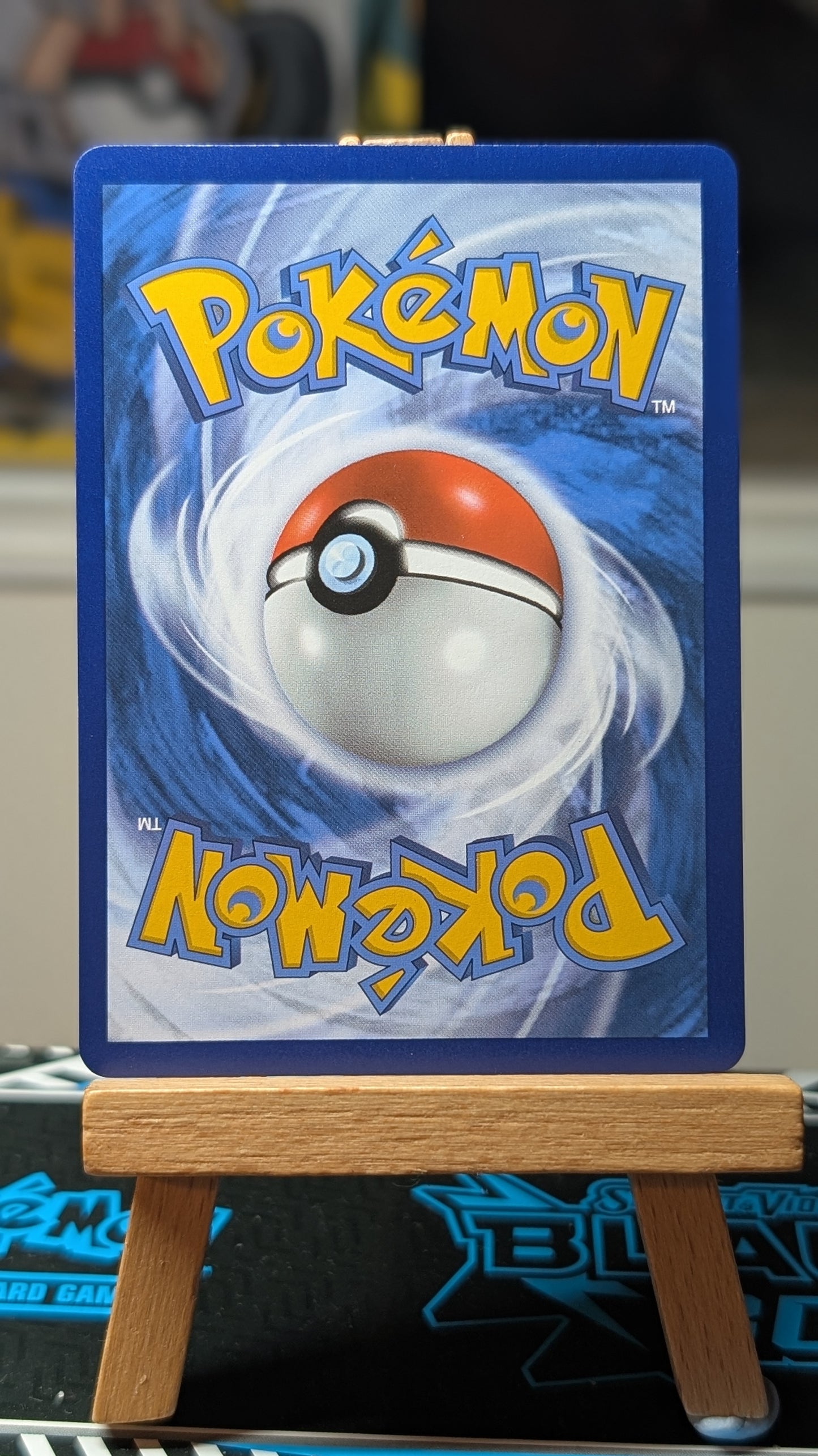 Charizard - 4/102 - Celebrations Classic Collection.